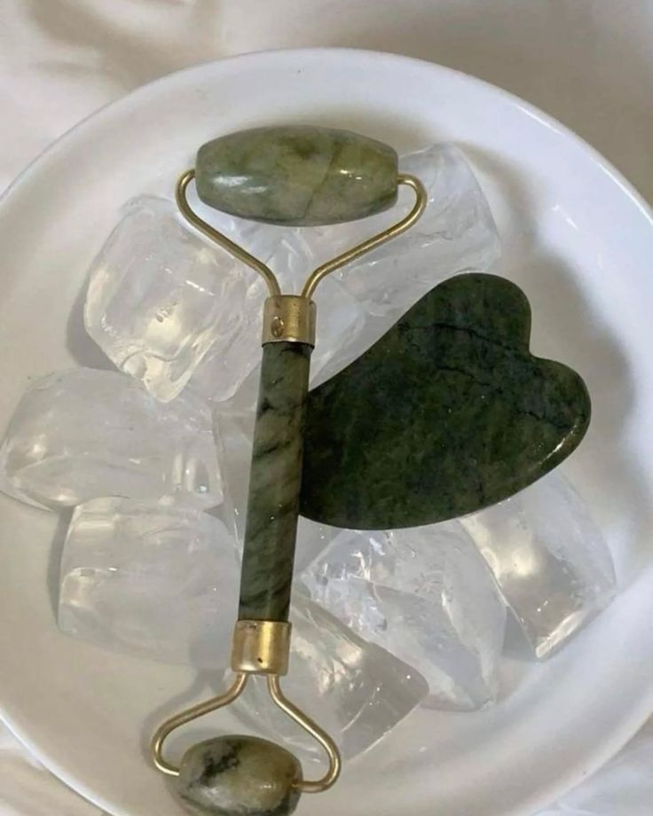 Facial Roller and Massager