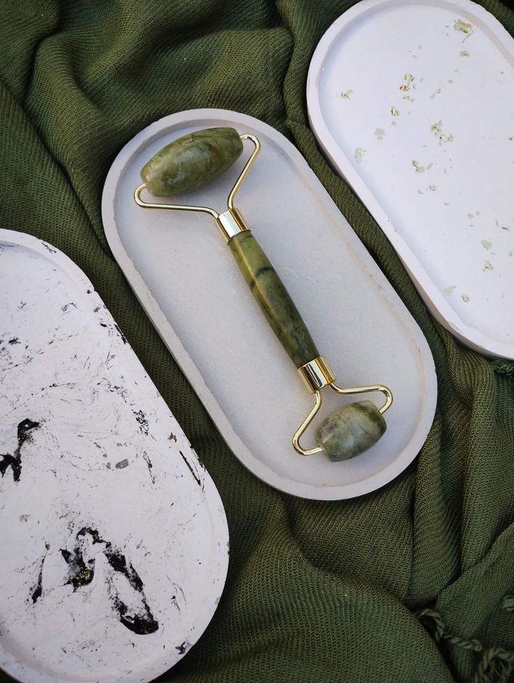 Facial Roller and Massager